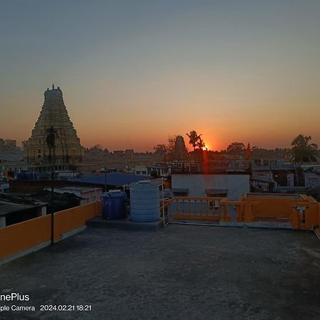 Vicky'S Home Stay Hampi Εξωτερικό φωτογραφία